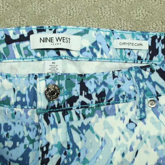 Nine West Chrystie Women's 16 Blue Patterned Cuffed Capri Jeans - Picture 3 of 6